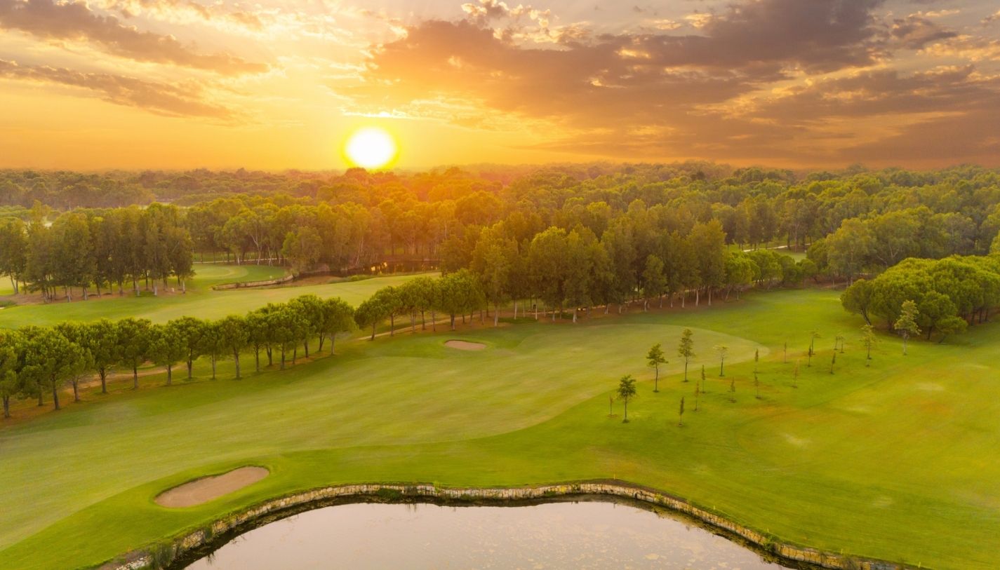 Sunrise over lush Napa Valley golf course in California