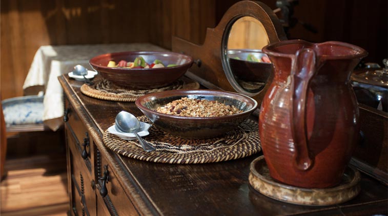 View of breakfast sun room dining table at the Calistoga Wine Way Inn in the Napa Valley Wine Country